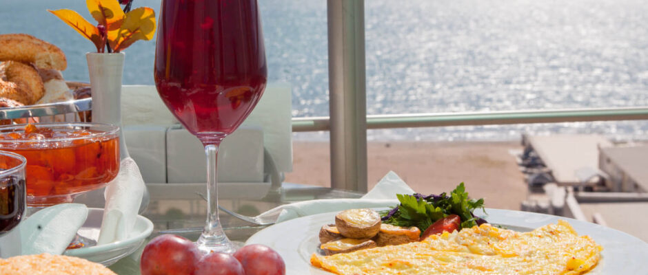 waterfront-restaurant